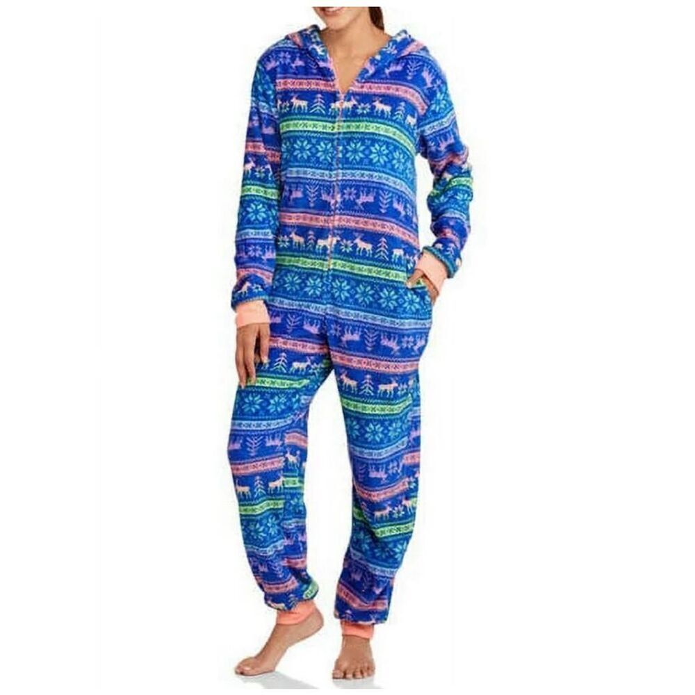 BODY CANDY Huggable Cozy Plush Hooded Holiday Winter Pajamas Size Medium